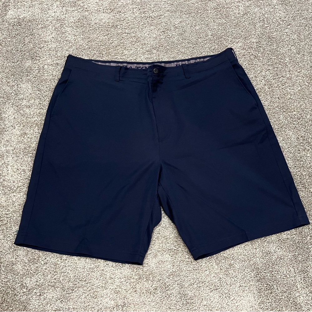 PGA TOUR Men's Flat Front Heather Golf Short with Active Waistband